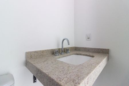 Apartamento à venda com 157m², 4 quartos e 2 vagas Apartamento à venda com 157m², 4 quartos e 2 vagasBanheiro Social