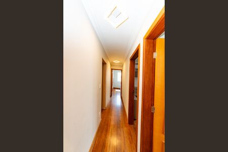 Apartamento para alugar com 144m², 4 quartos e 2 vagasCorredor