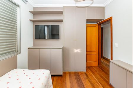 Apartamento para alugar com 144m², 4 quartos e 2 vagasQuarto 2