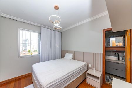 Apartamento para alugar com 144m², 4 quartos e 2 vagasSuíte