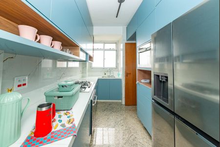 Apartamento para alugar com 144m², 4 quartos e 2 vagasCozinha