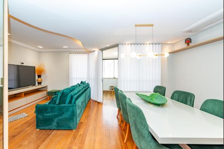 Apartamento para alugar com 144m², 4 quartos e 2 vagasSala