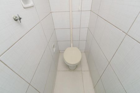 Apartamento para alugar com 80m², 4 quartos e sem vaga Apartamento para alugar com 80m², 4 quartos e sem vagaBanheiro de serviço