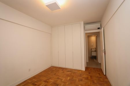Apartamento à venda com 116m², 3 quartos e 1 vagaQuarto 2