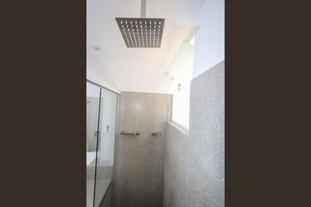 Apartamento à venda com 116m², 3 quartos e 1 vagaBanheiro da Suite