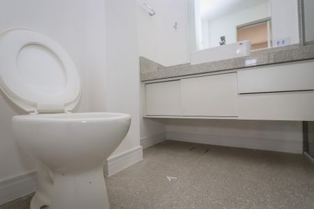 Apartamento à venda com 116m², 3 quartos e 1 vagaBanheiro da Suite