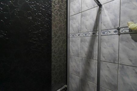 Casa à venda com 125m², 6 quartos e 4 vagas Casa à venda com 125m², 6 quartos e 4 vagasBanheiro 2