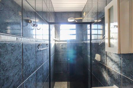 Casa à venda com 125m², 6 quartos e 4 vagas Casa à venda com 125m², 6 quartos e 4 vagasBanheiro da Suíte 2