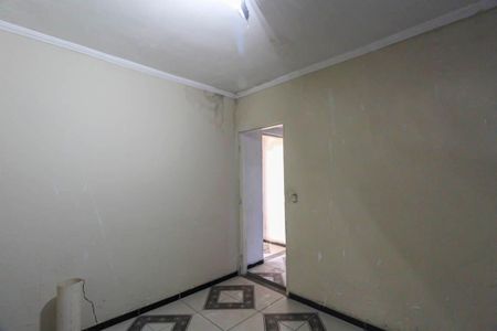 Casa à venda com 125m², 6 quartos e 4 vagas Casa à venda com 125m², 6 quartos e 4 vagasQuarto 4