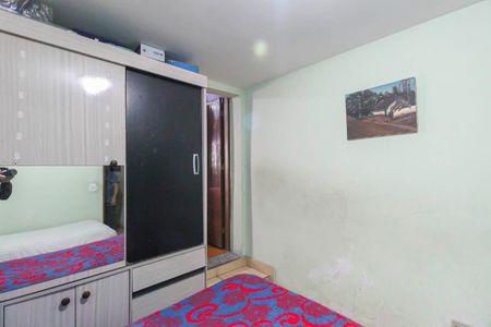 Casa à venda com 125m², 6 quartos e 4 vagas Casa à venda com 125m², 6 quartos e 4 vagasQuarto 1