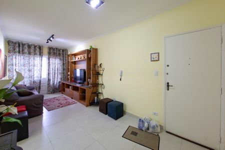 Sala de apartamento para alugar com 2 quartos, 78m² em Vila Tupi, Praia Grande