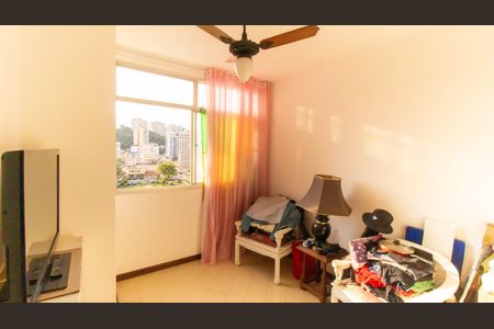 Apartamento à venda com 304m², 4 quartos e 2 vagasQuarto 3