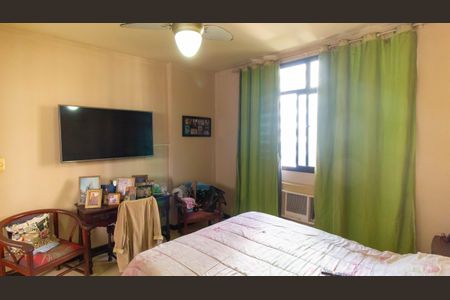 Apartamento à venda com 304m², 4 quartos e 2 vagasSuíte 1