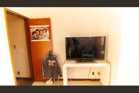 Apartamento à venda com 304m², 4 quartos e 2 vagasQuarto 3