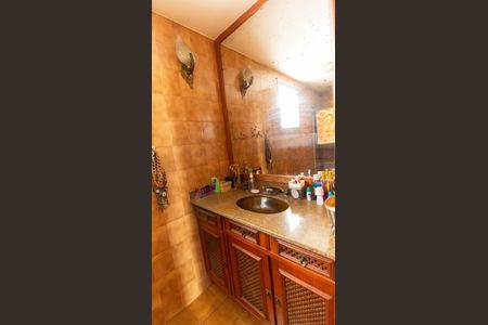 Apartamento à venda com 304m², 4 quartos e 2 vagasBanheiro da Suíte 1