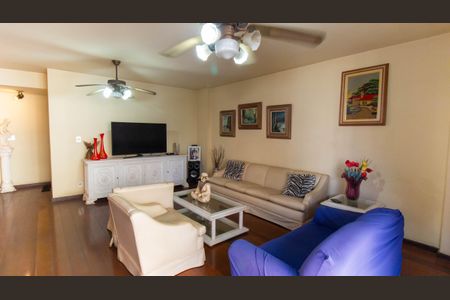 Sala de apartamento à venda com 4 quartos, 304m² em Icaraí, Niterói