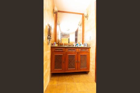 Apartamento à venda com 304m², 4 quartos e 2 vagasBanheiro da Suíte 1