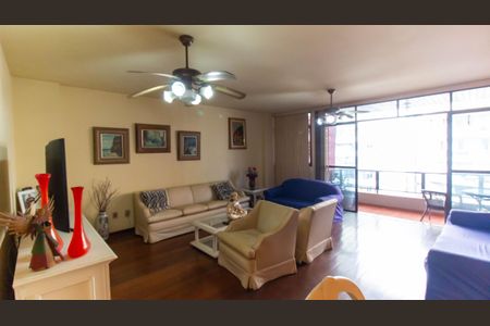 Sala de apartamento à venda com 4 quartos, 304m² em Icaraí, Niterói