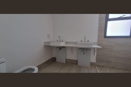 Banheiro de apartamento à venda com 3 quartos, 149m² em Indianópolis, São Paulo