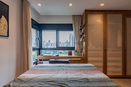 Apartamento à venda com 105m², 2 quartos e 2 vagasQuarto