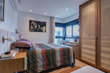 Apartamento à venda com 105m², 2 quartos e 2 vagasQuarto