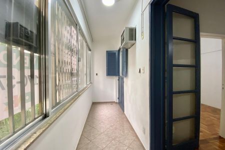 Quarto 1 de apartamento à venda com 2 quartos, 75m² em Copacabana, Rio de Janeiro