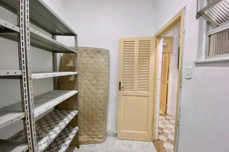 Apartamento à venda com 75m², 2 quartos e sem vagaQuarto de Serviço