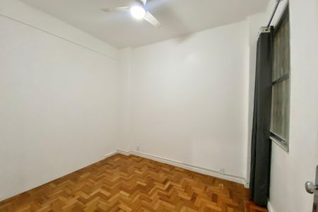 Quarto 2 de apartamento à venda com 2 quartos, 75m² em Copacabana, Rio de Janeiro