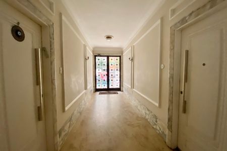 Apartamento à venda com 75m², 2 quartos e sem vagaHall de entrada