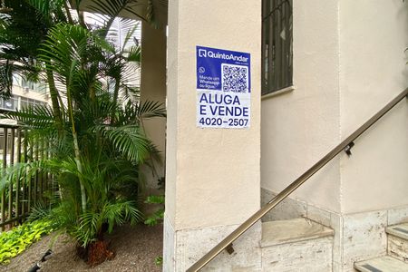 Apartamento à venda com 75m², 2 quartos e sem vagaPlaca