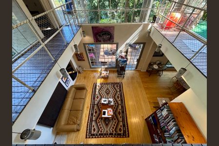 Casa à venda com 234m², 4 quartos e 1 vaga Casa à venda com 234m², 4 quartos e 1 vagaCobertura - vista da sala