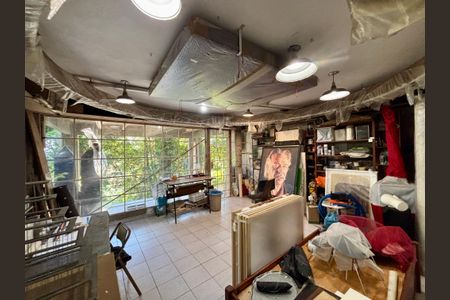 Casa à venda com 234m², 4 quartos e 1 vaga Casa à venda com 234m², 4 quartos e 1 vagaQuarto 4