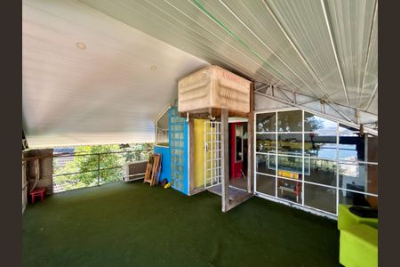 Casa à venda com 234m², 4 quartos e 1 vaga Casa à venda com 234m², 4 quartos e 1 vagaSuíte 3