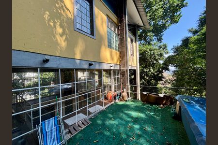 Casa à venda com 234m², 4 quartos e 1 vaga Casa à venda com 234m², 4 quartos e 1 vagaCobertura