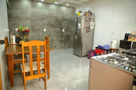 Casa à venda com 157m², 3 quartos e 2 vagasCozinha