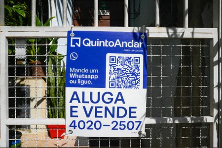 Casa à venda com 80m², 2 quartos e sem vagaPlaca
