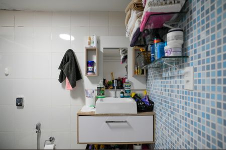 Casa à venda com 80m², 2 quartos e sem vagaBanheiro da Suíte