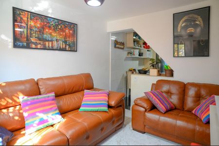 Sala de casa à venda com 2 quartos, 80m² em Vila Gumercindo, São Paulo