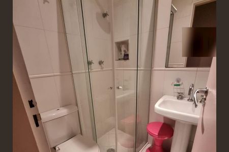 Apartamento à venda com 82m², 3 quartos e 2 vagasBanheiro Social