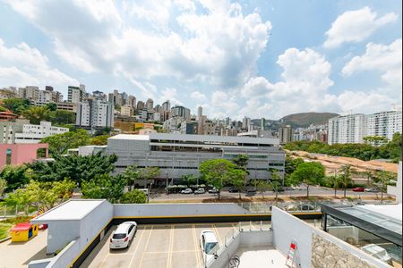 Apartamento à venda com 47m², 1 quarto e 2 vagas Apartamento à venda com 47m², 1 quarto e 2 vagasVaranda do Quarto