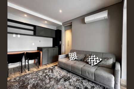 Sala de TV de apartamento à venda com 1 quarto, 51m² em Brooklin, São Paulo