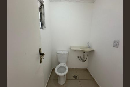 Casa à venda com 134m², 3 quartos e 3 vagasBanheiro Corredor