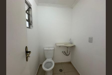 Casa à venda com 134m², 3 quartos e 3 vagasBanheiro Corredor