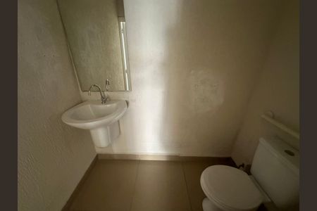 Casa à venda com 134m², 3 quartos e 3 vagasBanheiro 1