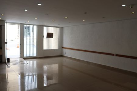 Casa à venda com 134m², 3 quartos e 3 vagasSala