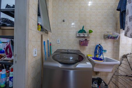 Apartamento à venda com 71m², 1 quarto e 1 vagaÁrea de Serviço