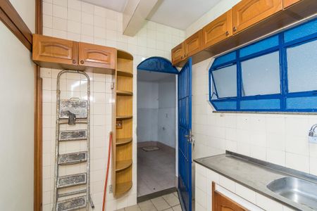 Casa à venda com 210m², 2 quartos e 4 vagasCozinha