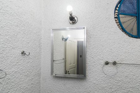 Casa à venda com 210m², 2 quartos e 4 vagasBanheiro Social