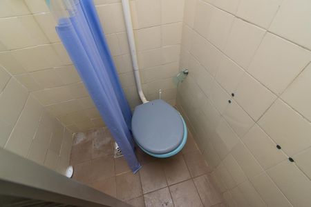 Casa à venda com 210m², 2 quartos e 4 vagasBanheiro de serviço