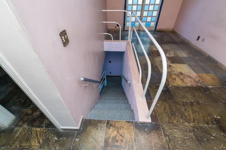 Sala do 2º andar de casa à venda com 2 quartos, 210m² em Vila da Penha, Rio de Janeiro